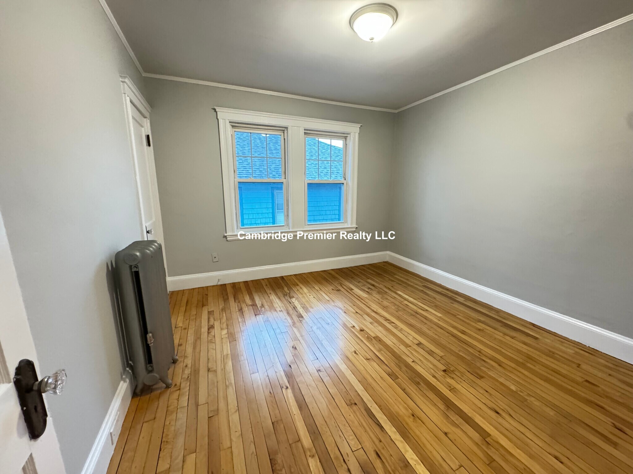 Building Photo - 12 Fairfax St