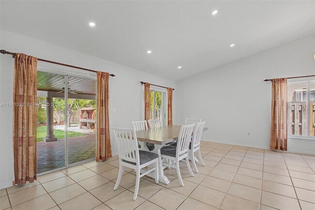 Building Photo - 19920 Cutler Ct