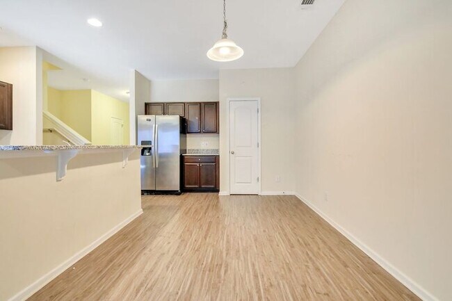 Building Photo - 285 Cantle Dr