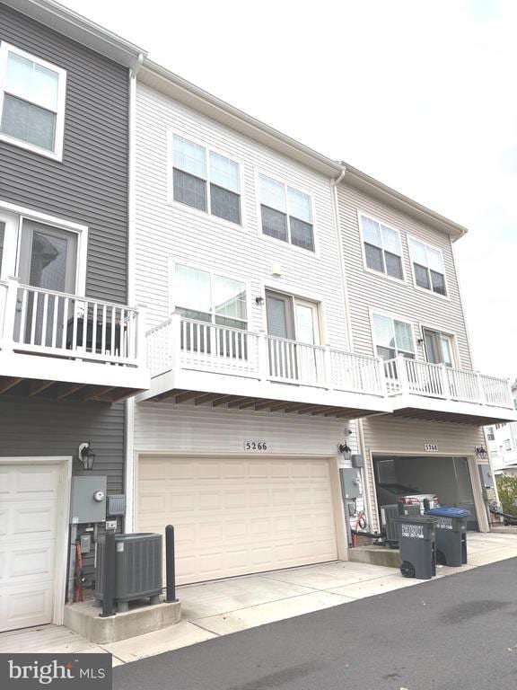 Building Photo - 5266 Ridgeview Retreat Dr