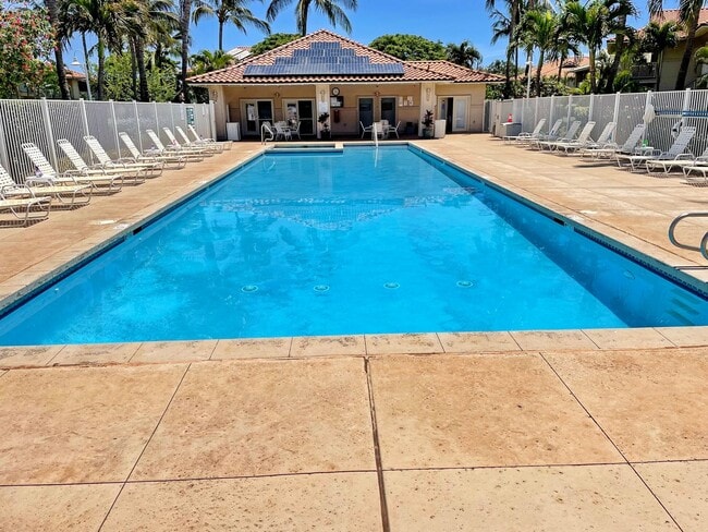 Building Photo - Beach Style 2 bed/2bath Luxury Condo - Finely Furnished - Steps from the Beach - Resort Amenities -