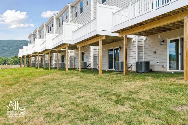 Building Photo - 4959 Lexi Ln