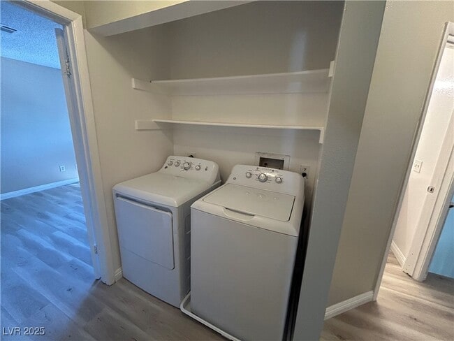 Building Photo - 1616 Marathon Dr