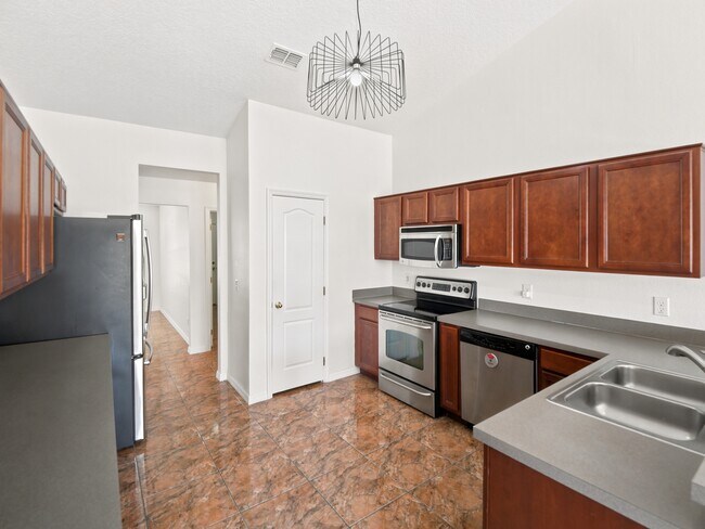 Building Photo - 6013 Brick Rd