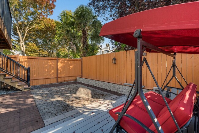 Building Photo - 4224 Francis Ave N