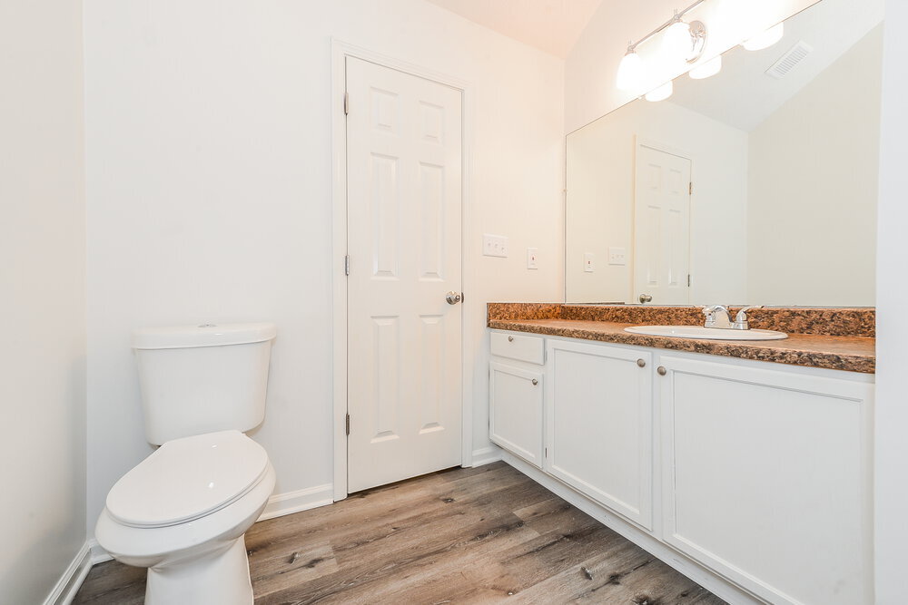 Building Photo - 642 Beaver Run Trce