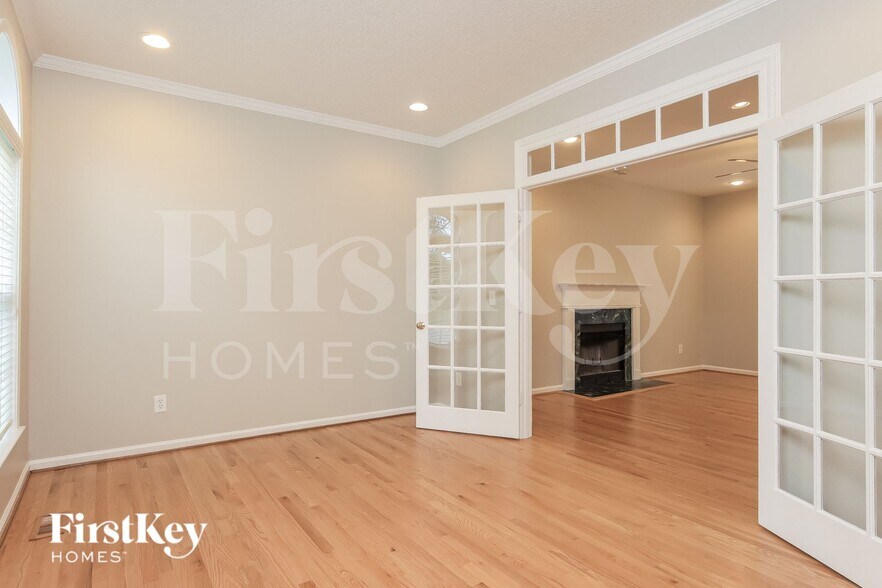 Building Photo - 3802 Northumberland Dr