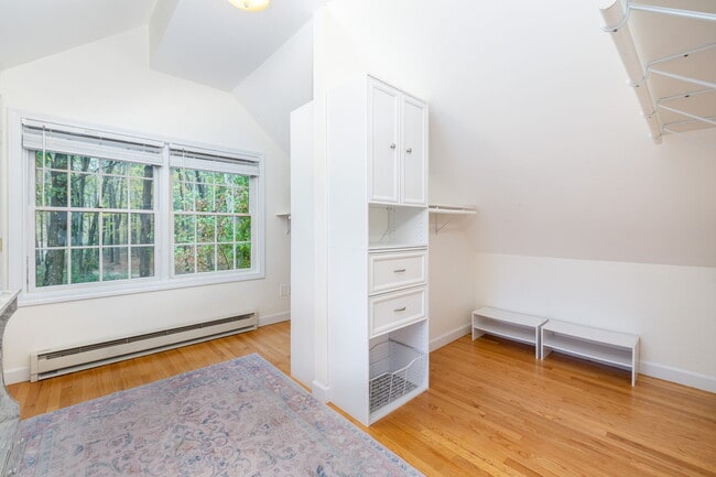 Building Photo - 235 White Deer Rocks Rd