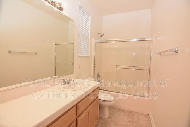 Building Photo - 23626 Applewood Pl