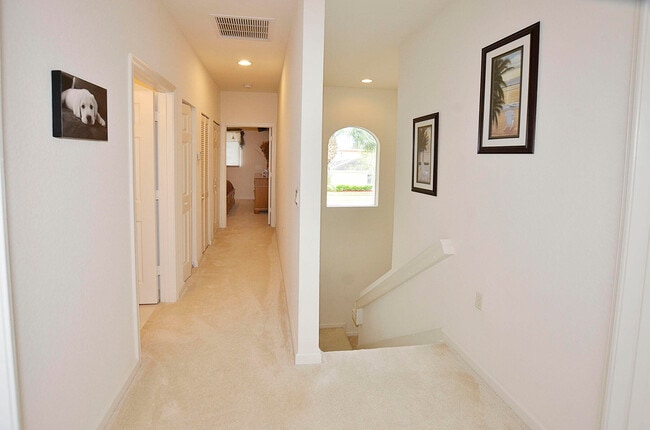 Building Photo - 2553 Langrove Ln SW