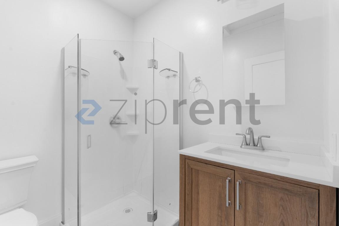 Building Photo - 2633 16th St