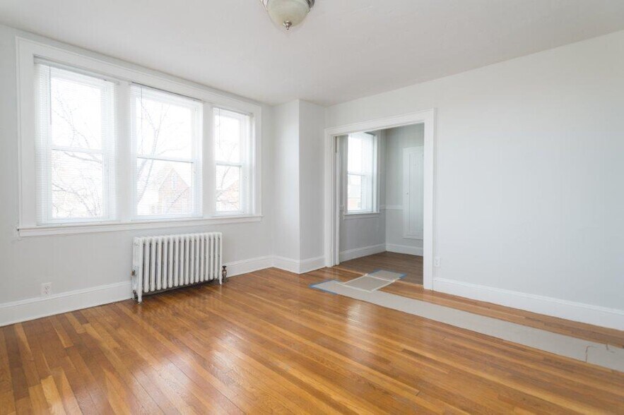 Building Photo - 130 Highland Ave