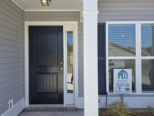 Building Photo - 8043 Bannock Cir