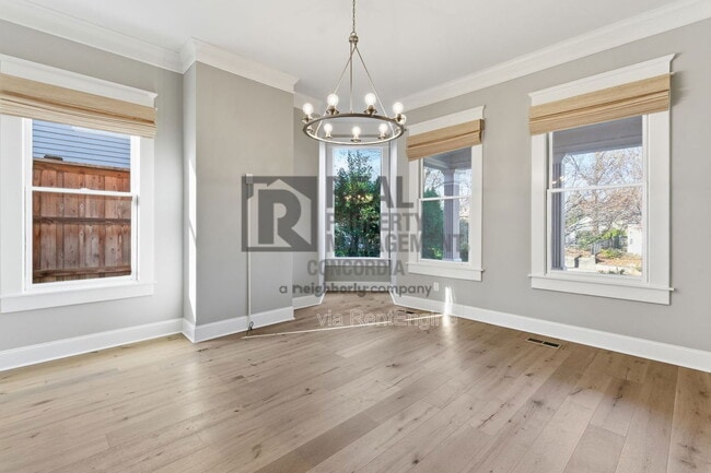 Building Photo - 1208 Woodland St