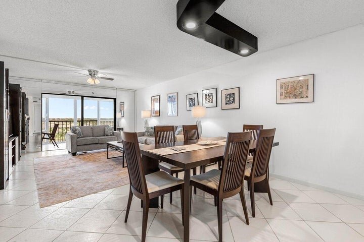 Building Photo - 7310 Ashford Pl