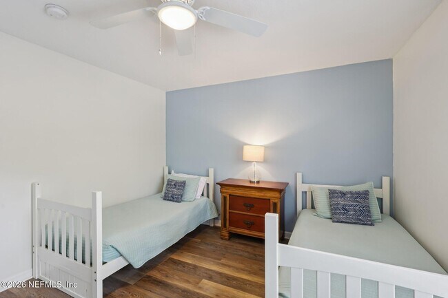 Building Photo - 204 Sixteenth St