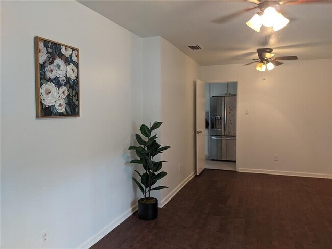 Building Photo - 13114 Gina St