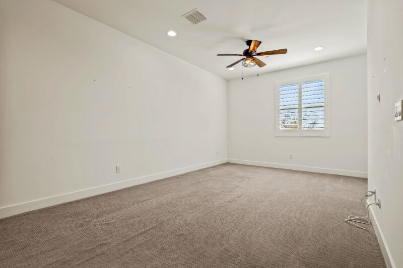 Building Photo - 3200 N 39th St
