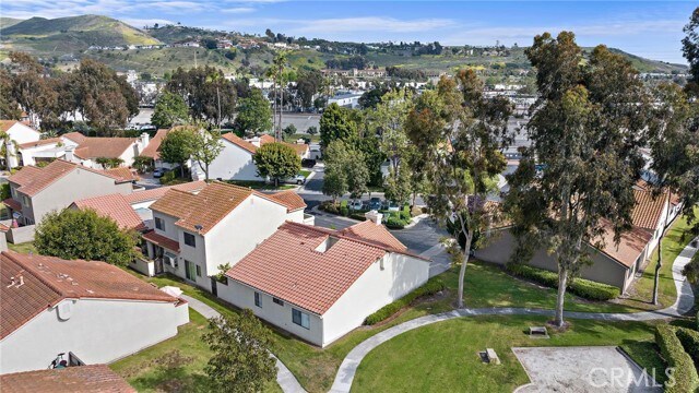 Building Photo - 26137 Via Monterey