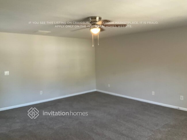 Building Photo - 15604 Carrington Ridge Dr