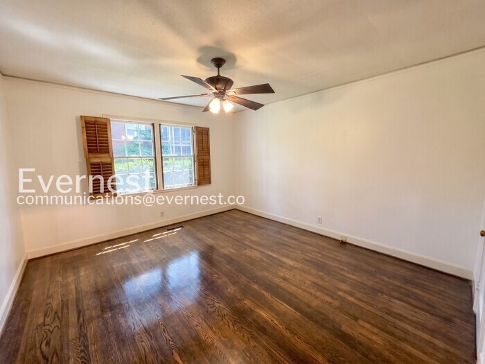 Building Photo - 55 Delmont Dr NE