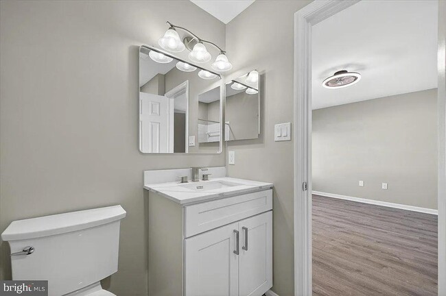 Building Photo - 22989 Whitehall Terrace