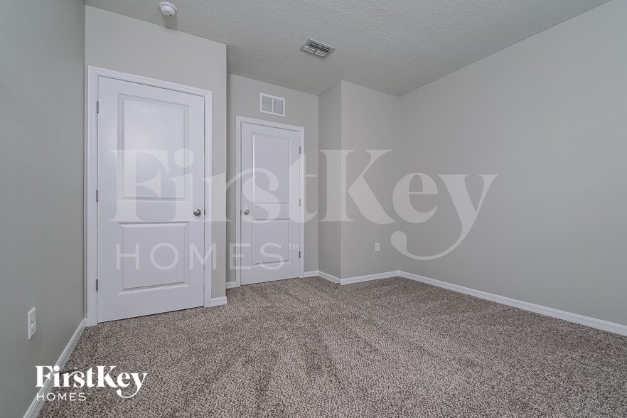 Building Photo - 3207 Pemberly Pk Dr