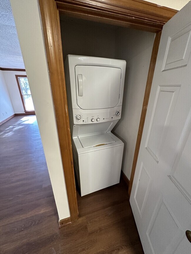 Building Photo - 3521 Ivy Commons Drive