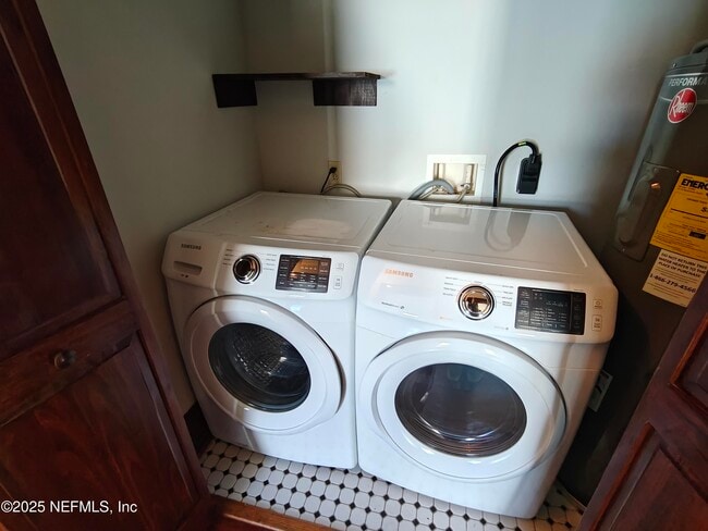 Building Photo - 1250 N Liberty St