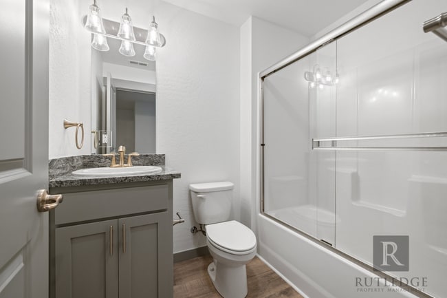 Building Photo - Beautiful New 3 Bedroom Townhome