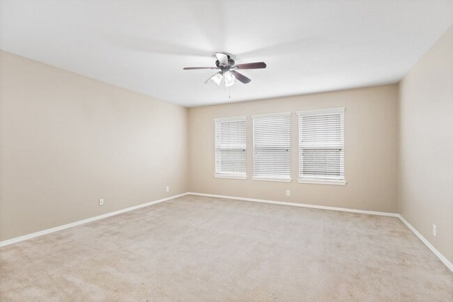 Building Photo - 4914 Roan Brook