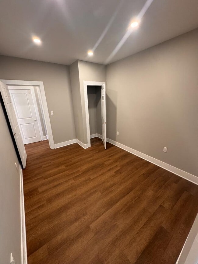 Building Photo - 442 Hudson Ave