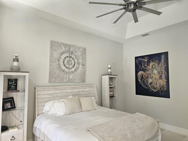 Building Photo - 132 Thornton Dr