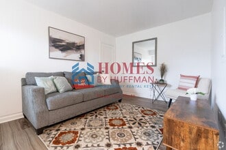 Building Photo - One Bedroom Apartment | Laundry Facility | Utilities Included