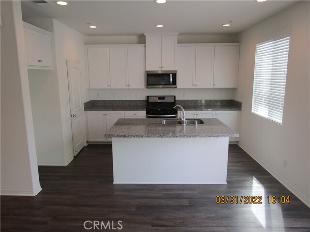 Building Photo - 30187 Ramsay Dr