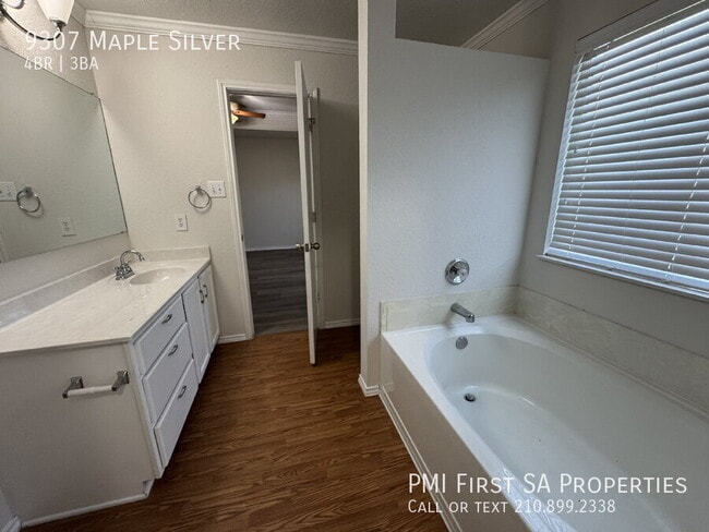 Building Photo - 9307 Maple Silver
