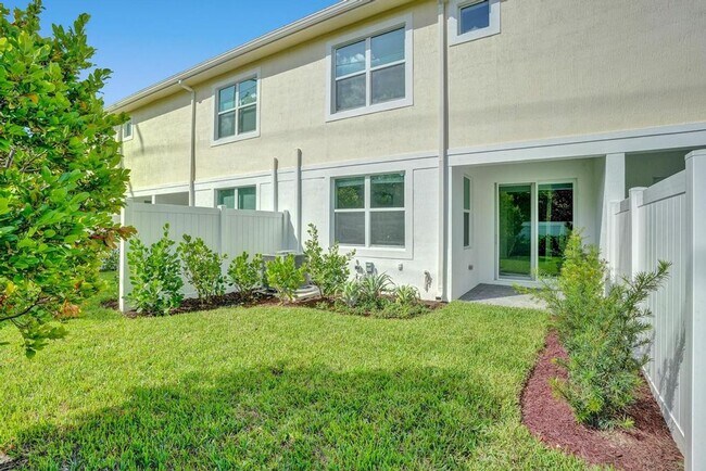 Building Photo - Gorgeous New 3 bedroom 2.5 Townhouse in Deerfield Beach, Sandpiper Pointe (2 Story)
