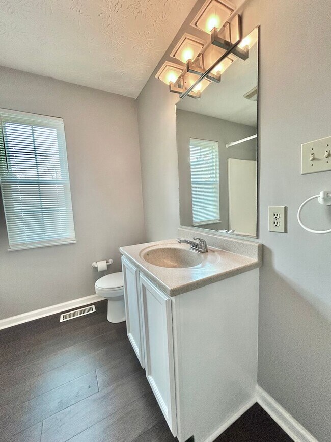 Building Photo - Beautiful 3 bedroom-plus bonus room-2 bath for rent!