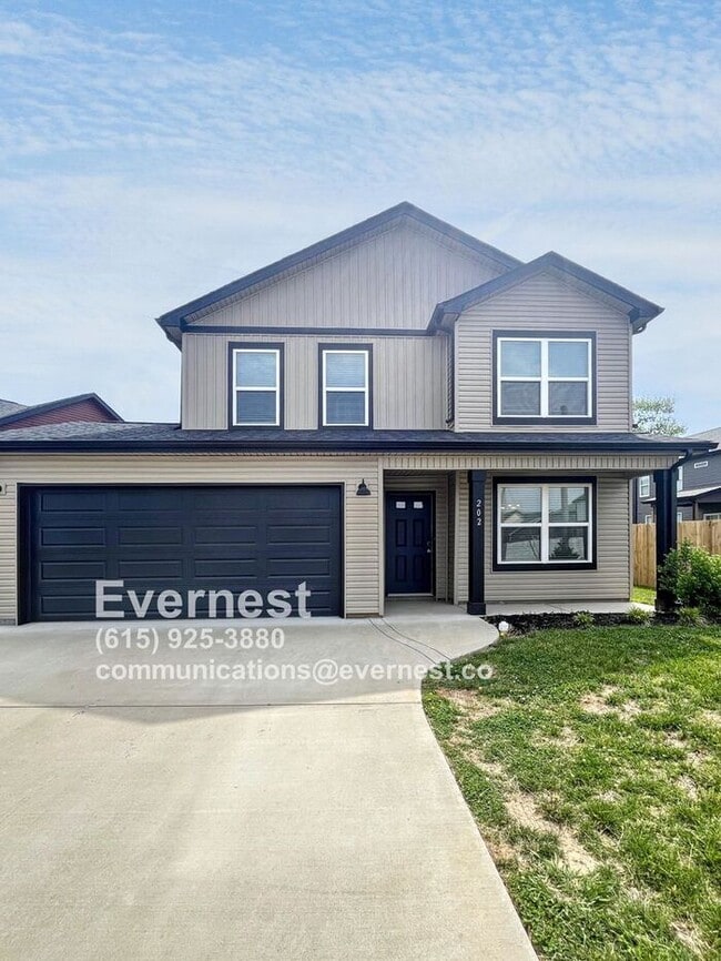 Primary Photo - 3-Bedroom, 3-Bathroom Home with Convenient...