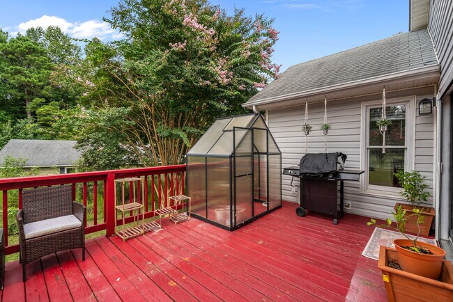 Building Photo - 39 Orrin Ct