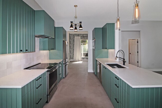 Building Photo - Calusa Lakes Annual Home for Rent