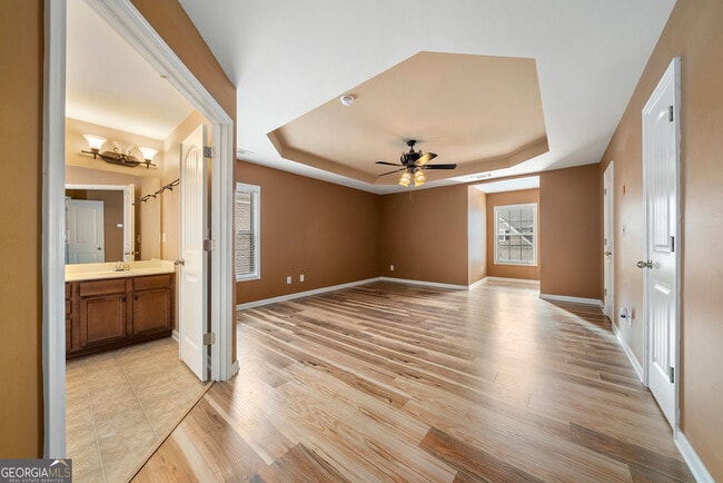 Building Photo - 3325 Earhart Way