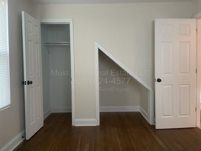 Building Photo - 101 Honeycutt Dr