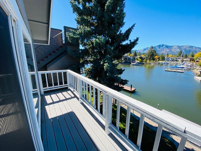 Building Photo - 3 bed 3 bath house for rent in the Tahoe Keys