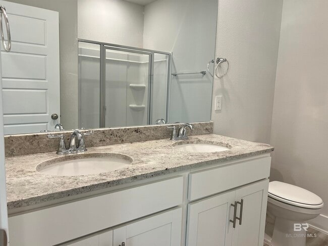 Building Photo - 656 Overland Dr