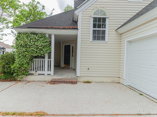 Building Photo - 1813 Windmere Way