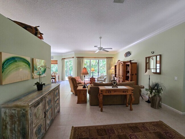 Building Photo - SEASONAL RENTAL FOR 2026 SEASON AVAILABLE