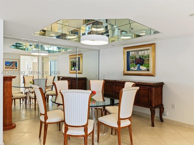 Building Photo - 16445 Collins Ave
