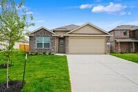 Building Photo - Like-New Cibolo Home with Flexible Living Space - Realtor Commission: $500
