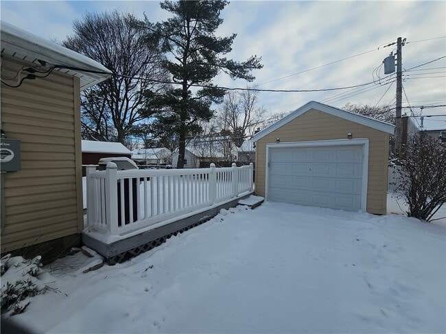 Building Photo - 940 S Grosvenor Rd